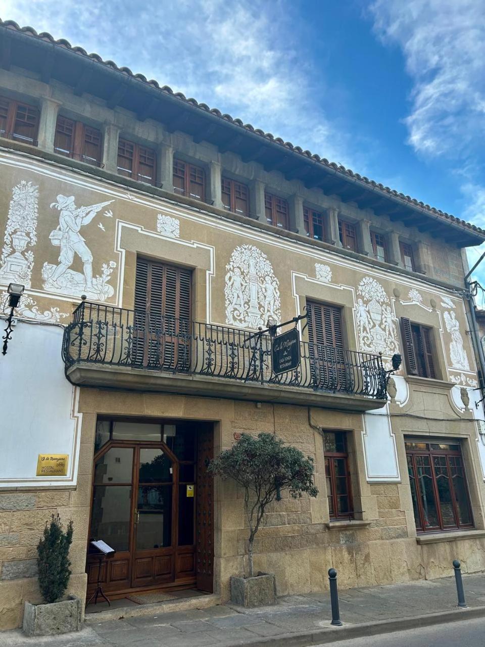 Fonda Ca La Manyana Pensionat Sant Juliá de Vilatorta Exteriör bild